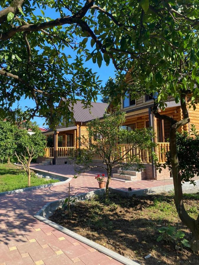Guest House On Angisa Batumi Exterior photo
