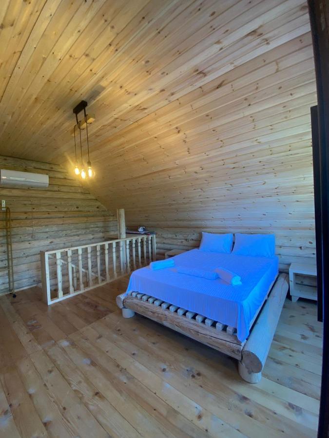 Guest House On Angisa Batumi Exterior photo